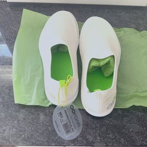 Women’s OOFOS EEZEE LOW 8.5 WHITE